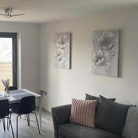 2 Bed Modern Apartment Swansea Kültér fotó