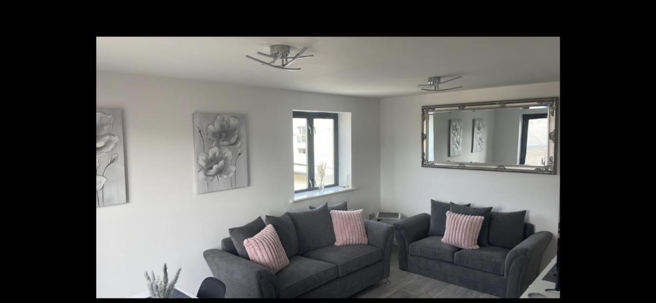2 Bed Modern Apartment Swansea Kültér fotó